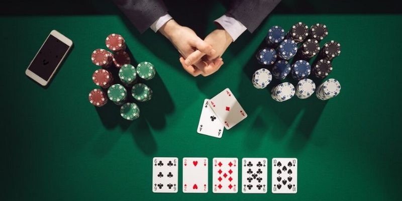 Mách bạn chiến thuật trong cách đánh bài poker luôn thắng